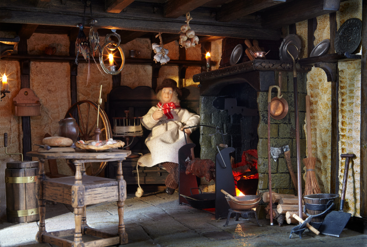 0005 Shepherd in cottage